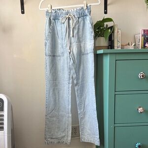 Electric & Rose Light Wash Straight Leg Jeans